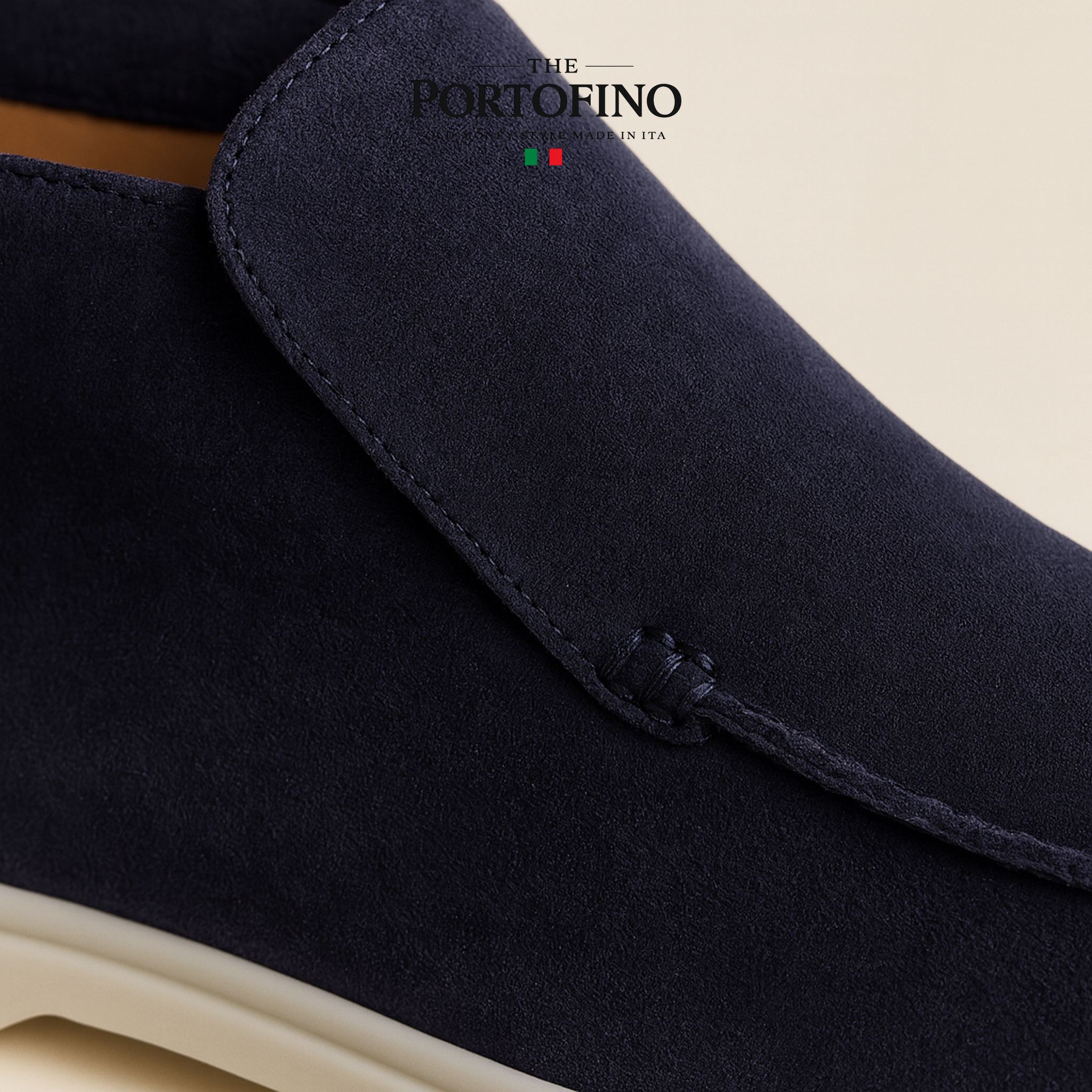 Navy Riviera Boot, suede close-up